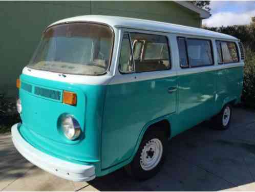 1973 Volkswagen Bus/Vanagon