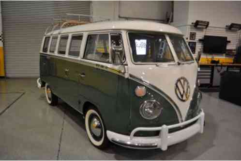 Volkswagen Bus/Vanagon (1966)