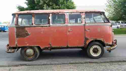 Volkswagen Bus/Vanagon 15 Window (1960)