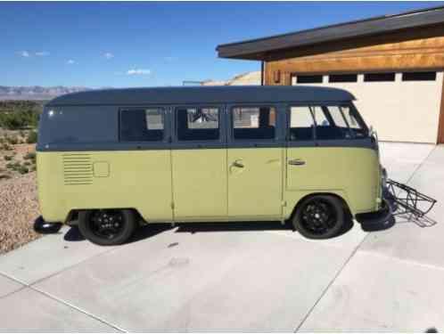 Volkswagen Bus/Vanagon (1967)