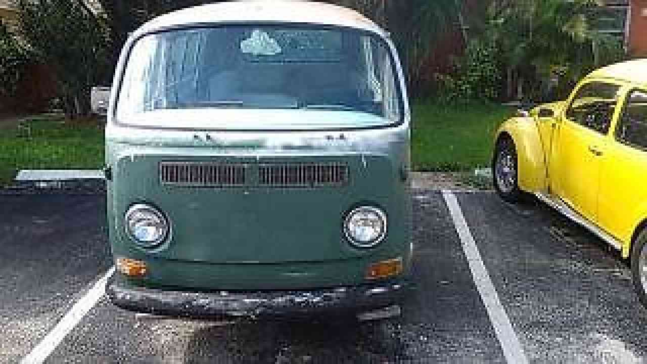 Volkswagen Bus/Vanagon (1972)