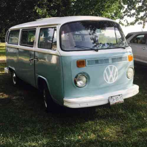 Volkswagen Bus/Vanagon (1976)