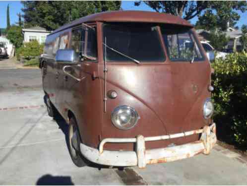 Volkswagen Bus/Vanagon (1960)