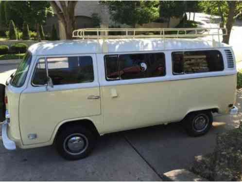 Volkswagen Bus/Vanagon (1974)