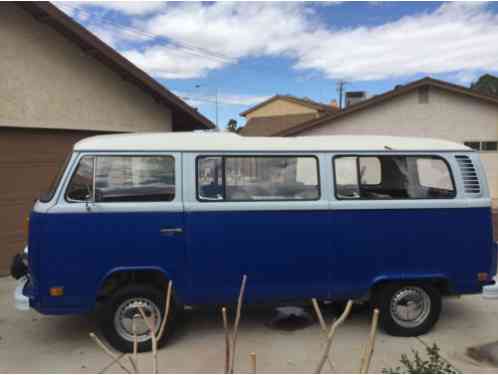 Volkswagen Bus/Vanagon (1974)