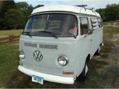 Volkswagen Bus/Vanagon Campmobile (1969)