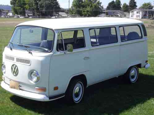 1972 Volkswagen Bus/Vanagon