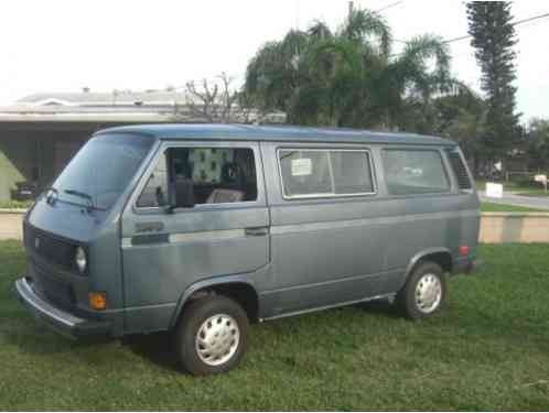 Volkswagen Bus/Vanagon (1985)