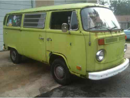 Volkswagen Bus/Vanagon (1976)