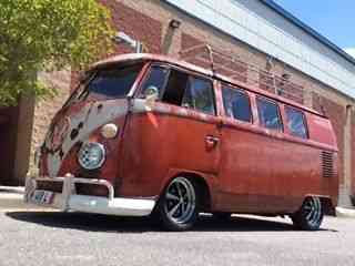 Volkswagen Bus/Vanagon (1964)