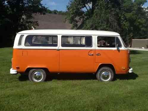 Volkswagen Bus/Vanagon (1973)