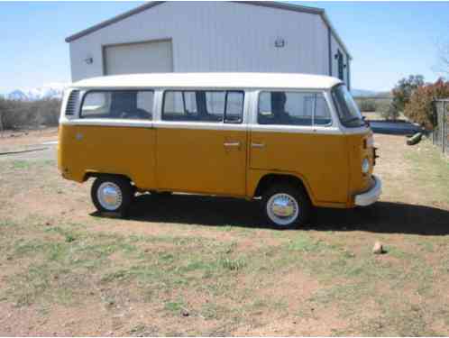 Volkswagen Bus/Vanagon (1976)