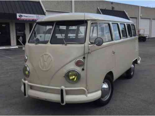 Volkswagen Bus/Vanagon std (1975)