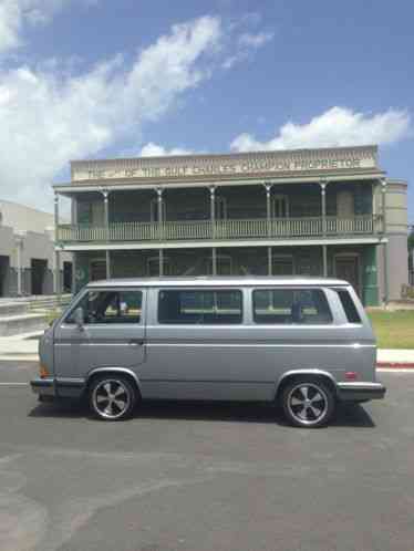 Volkswagen Bus/Vanagon (1987)