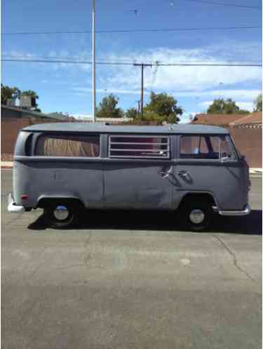 Volkswagen Bus/Vanagon (1973)