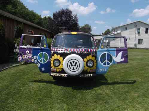 Volkswagen Bus/Vanagon (1969)