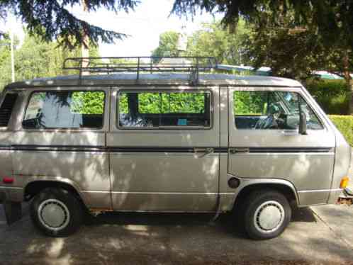 Volkswagen Bus/Vanagon (1985)