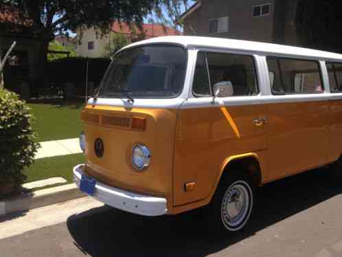 1977 Volkswagen Bus/Vanagon Volkswagen Bus