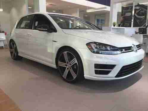 Volkswagen Golf Golf R w/ DCC (2015)