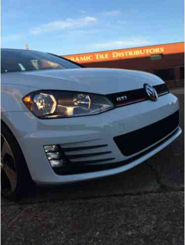 Volkswagen Golf GTI (2015)