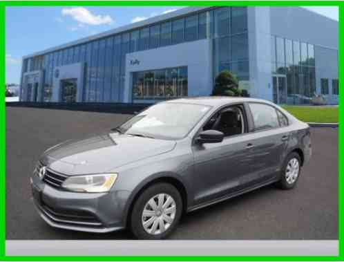 Volkswagen Jetta 1. 4T S (2016)