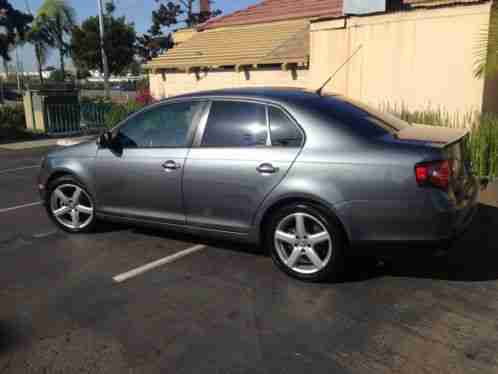 2010 Volkswagen Jetta 2. 5L LE