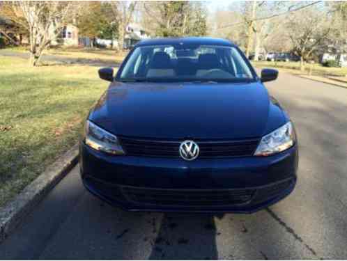 Volkswagen Jetta S (2014)