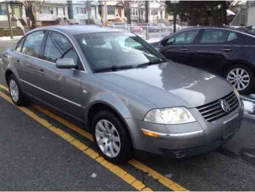 Volkswagen Passat GLS 1. 8T (2003)