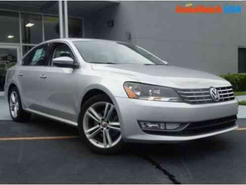 Volkswagen Passat SE w/Sunroof (2012)