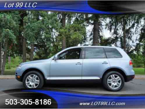 2004 Volkswagen Touareg V8, AWD 1-Owner, 74L, Navi, Loaded