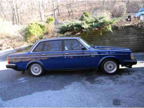 1984 Volvo 240 244 4 door sedan