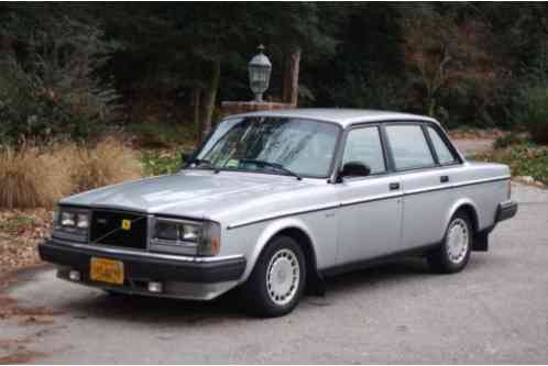 Volvo 240 GLT (1983)