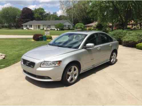 2010 Volvo S40 R-Design