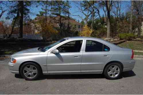 Volvo S60 2. 5T (2006)