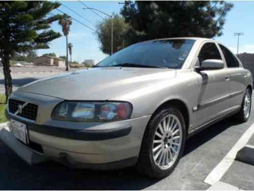 2004 Volvo S60