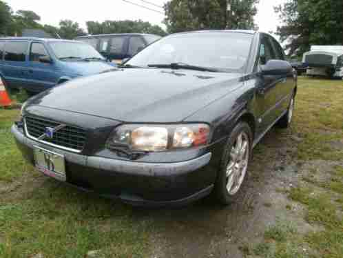 Volvo S60 Volvo S60 AWD Sedan (2002)