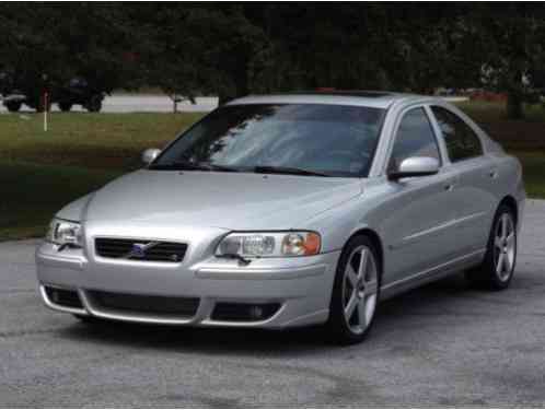 2005 Volvo S60 R, AWD, Leather, Heated seats, Sunroof