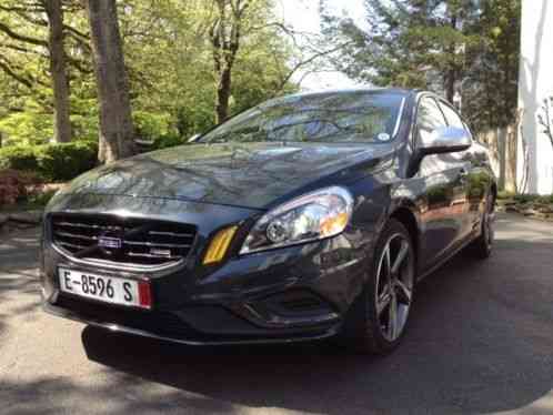 Volvo S60 S-60 R Design T-6 (2012)