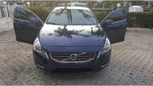 Volvo S60 T5 (2012)