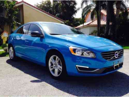 Volvo S60 T5 premier package awd (2015)