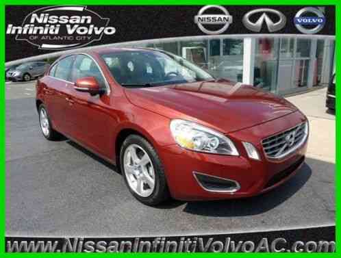 Volvo S60 T5 w/Moonroof (2012)