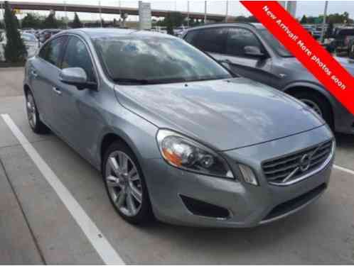 Volvo S60 T6 (2012)