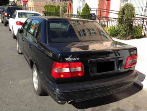 Volvo S70 Leather/Sunroof (1998)