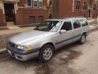 2000 Volvo V70