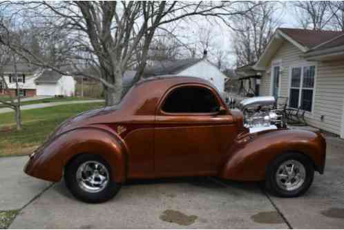 Willys 2 door (1941)