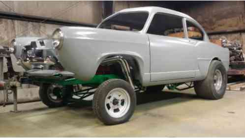 1951 Willys 2 door sadan