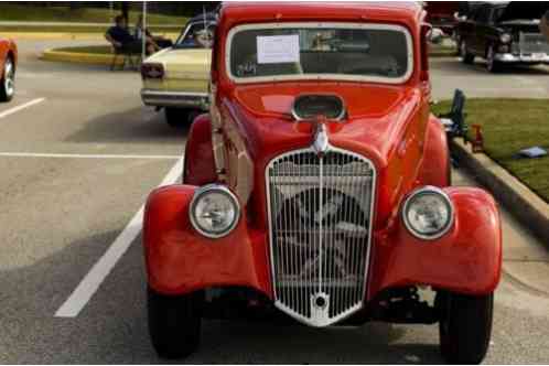 1933 Willys 77