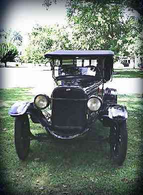 1923 Willys Overland Touring Car