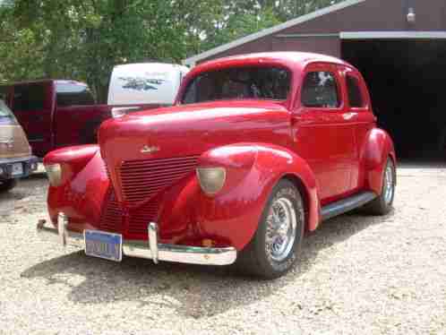 Willys sedan Overland (1939)